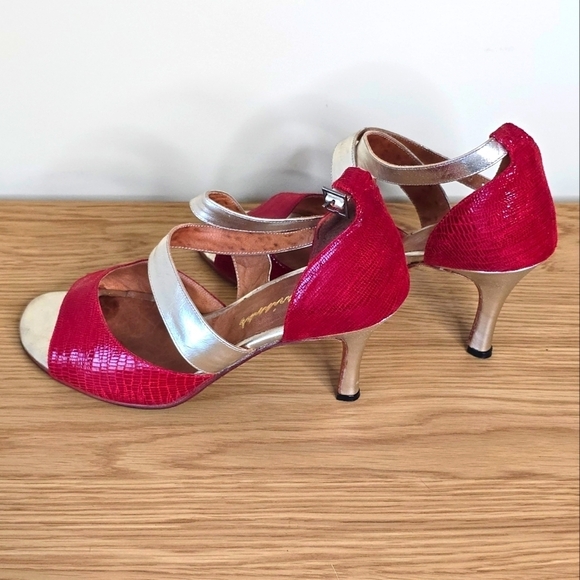 Las Marianas Argentine Tango Women’s Leather Red Champagne Dance Heels Size 10.5 - Picture 1 of 10